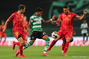 星空体育app-足总杯赛程吃紧，巴塞罗那国际比赛日刷新队史纪录，压力陡增，资深球员宣示担当的简单介绍